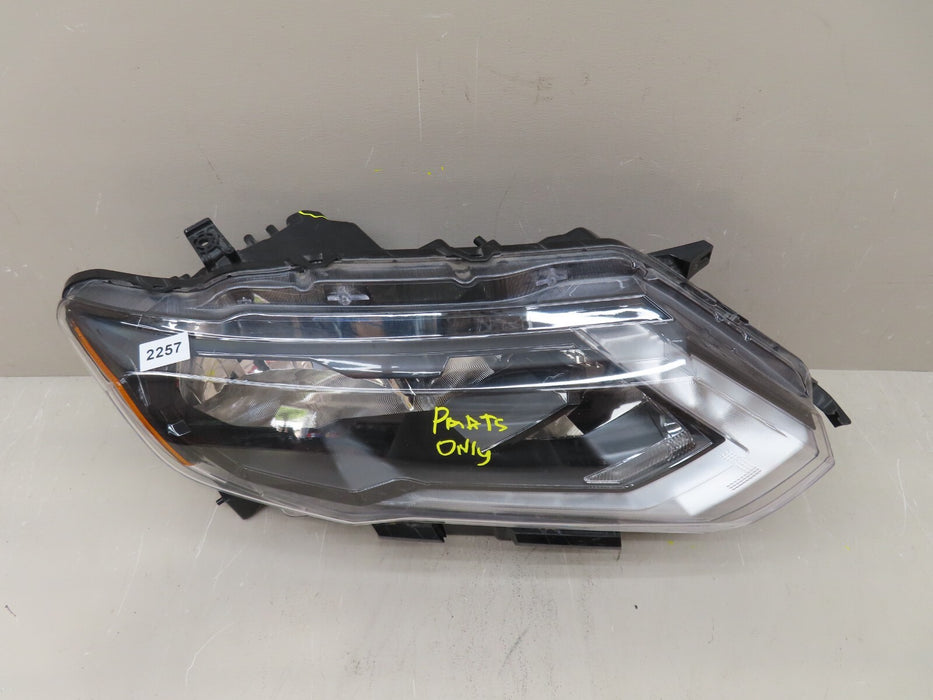 2017-2019 NISSAN ROGUE FRONT RIGHT SIDE HEADLIGHT LAMP HALOGEN OEM 1011-500536