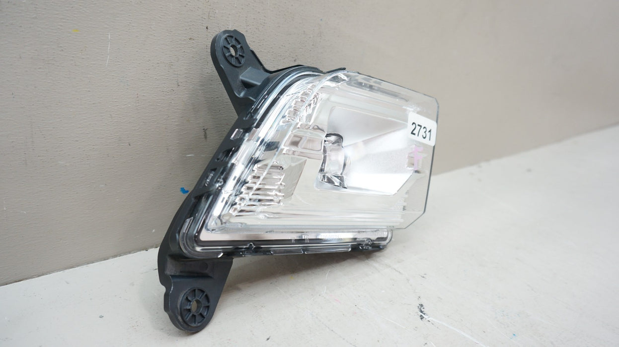 2019-2021 CHEVROLET SILVERADO 1500 FRONT RIGHT PASSENGER SIDE FOG LIGHT OEM