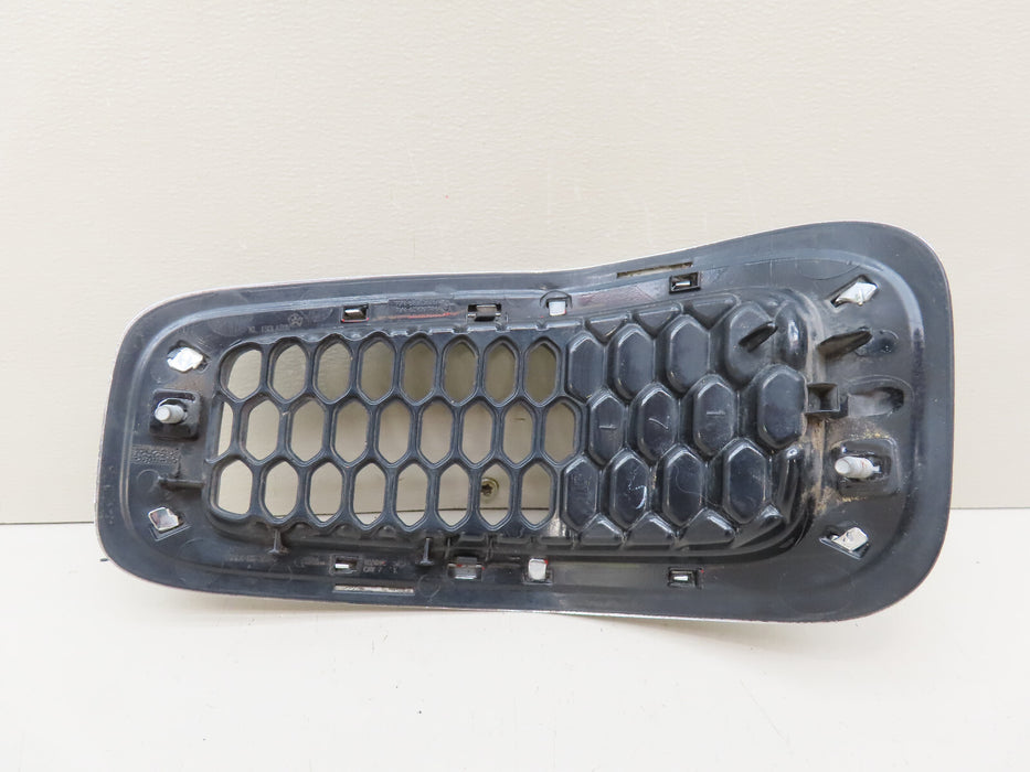 2014-2018 JEEP CHEROKEE FRONT RADIATOR GRILL GRILLE INSERT #7 OEM