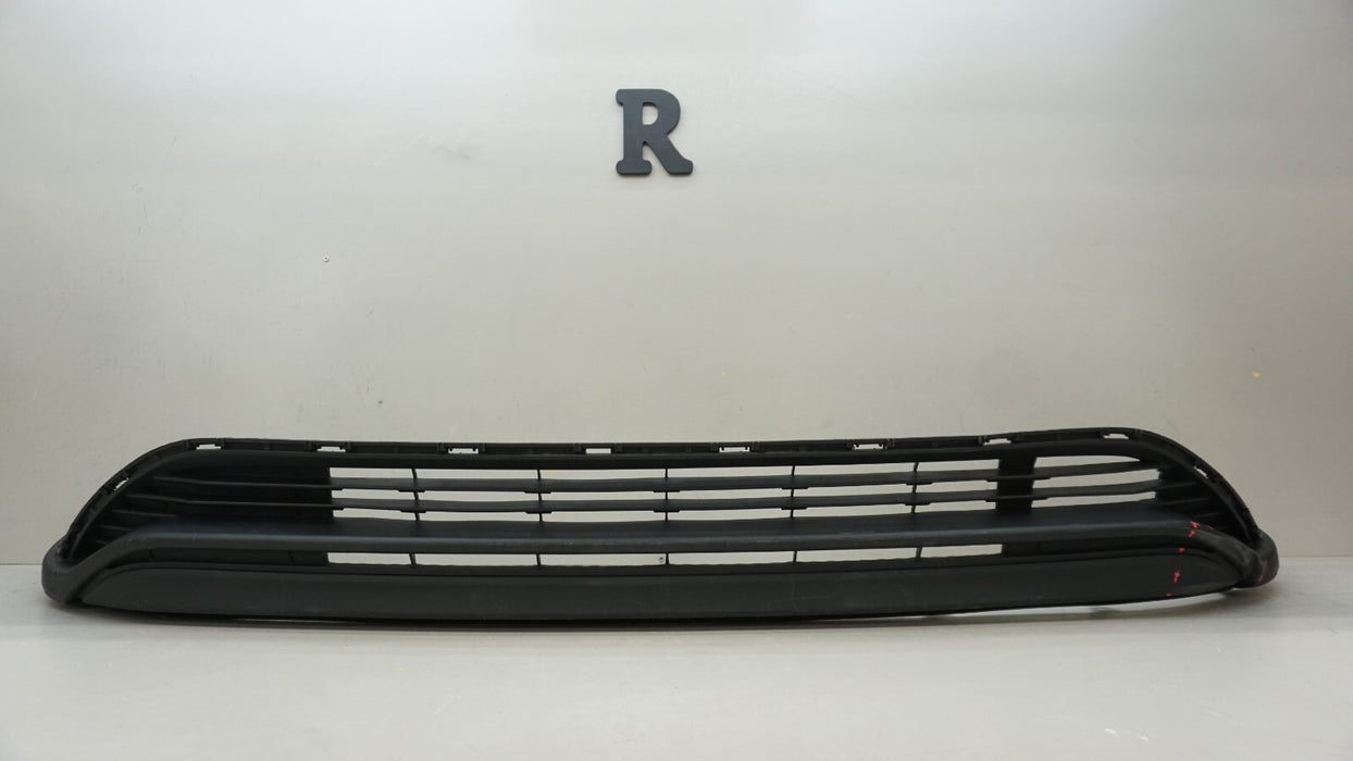 2020-2021 TOYOTA HIGHLANDER HYBRID FRONT LOWER BUMPER COVER VALANCE OEM