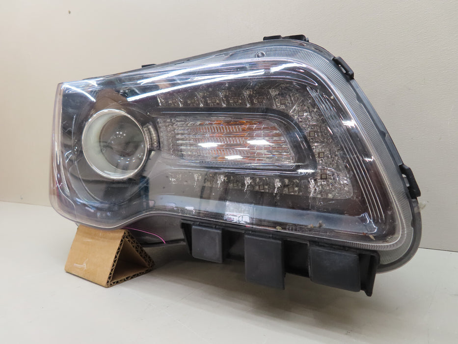2018-2022 CHRYSLER 300 FRONT RIGHT PASSENGER HEADLIGHT HALOGEN W/LED OEM