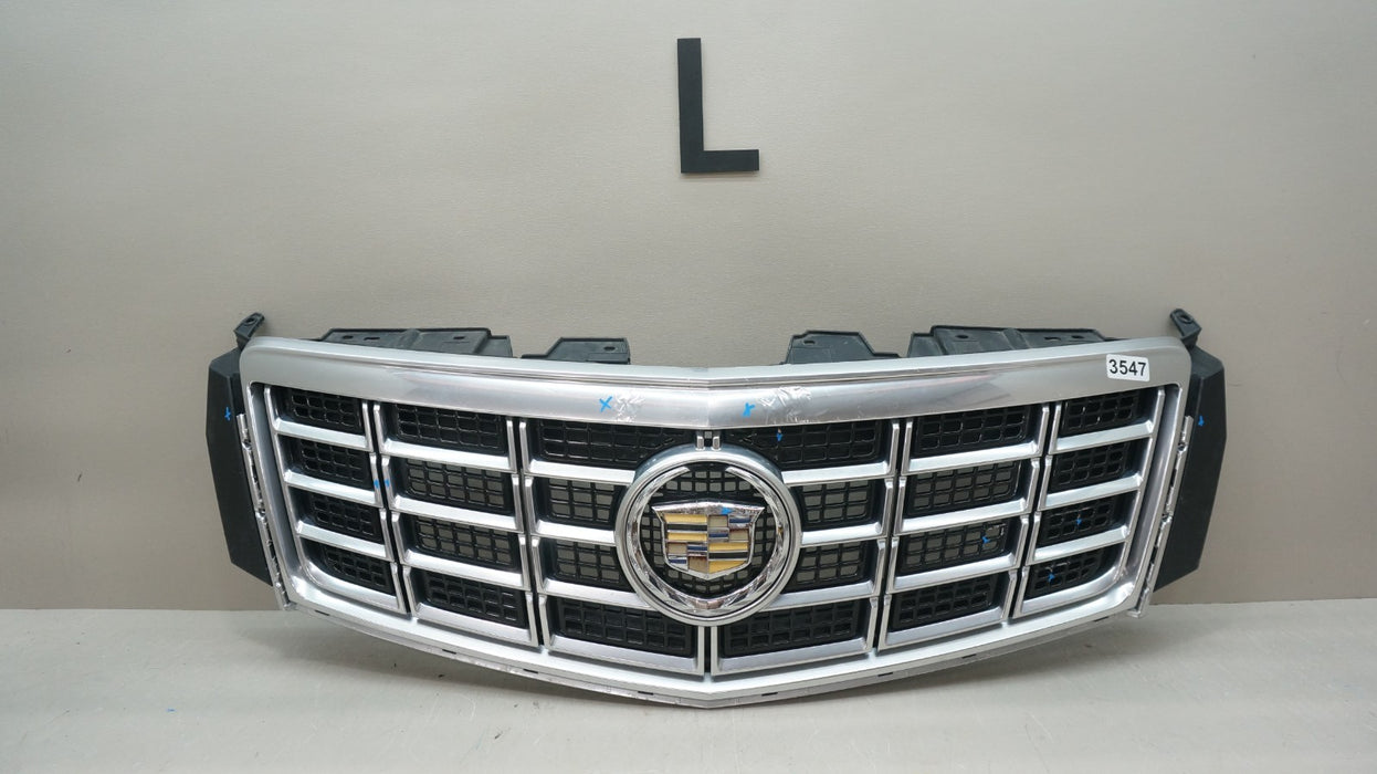 2013-2015 CADILLAC XTS FRONT BUMPER GRILLE OEM 22768456