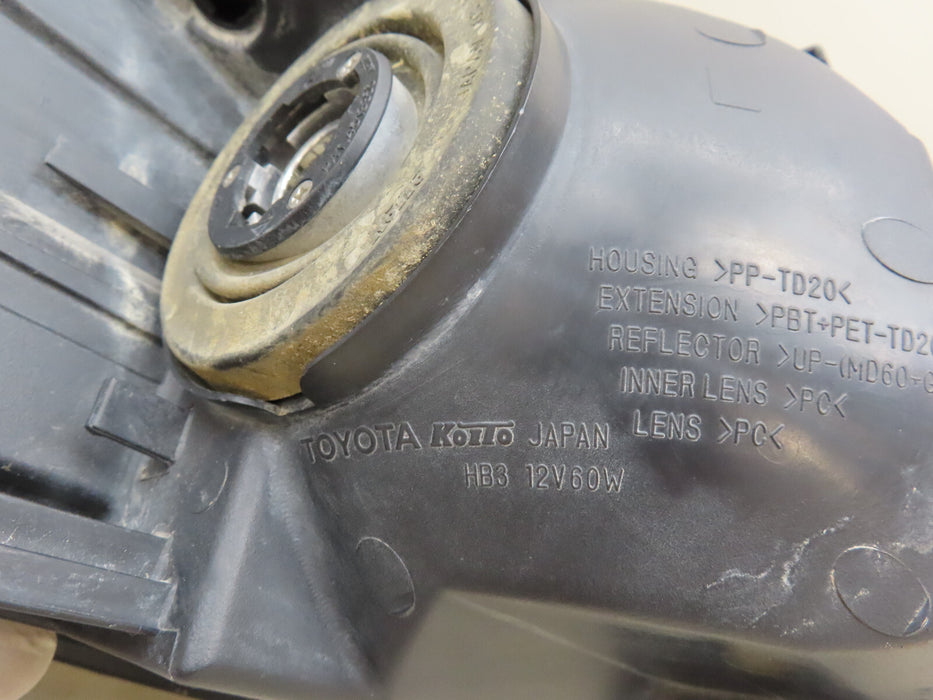 2012-2015 TOYOTA PRIUS FRONT LEFT DRIVER HEADLIGHT HALOGEN OEM