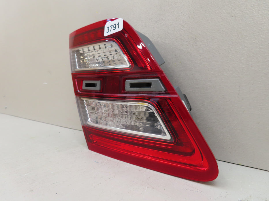 2013-2019 FORD TAURUS REAR LEFT DRIVER SIDE TRUNK INNER TAIL LIGHT OEM