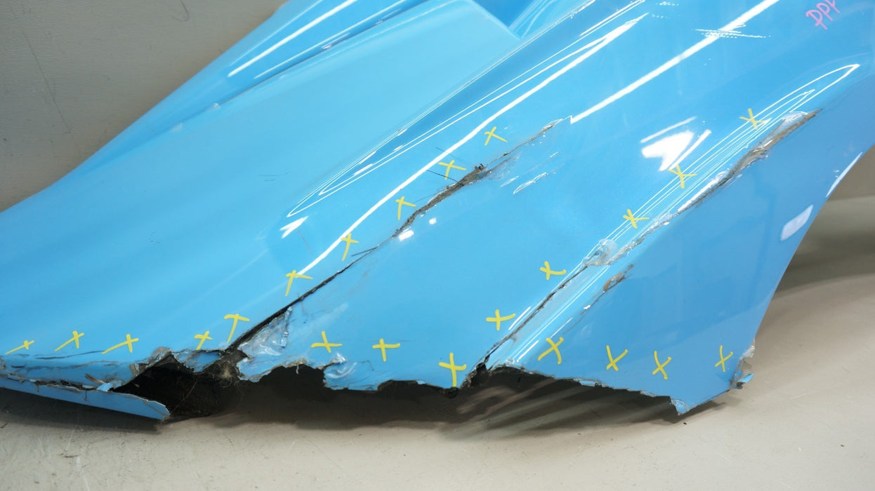 *DAMAGED LAMBORGHINI HURACAN STO REAR RIGHT QUARTER PANEL CARBON FIBER OEM