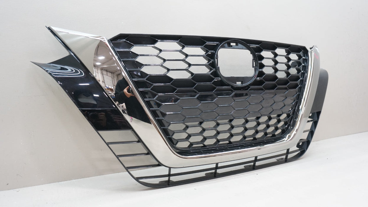 *MINT* 2019-2022 NISSAN ALTIMA FRONT RADIATOR GRILLE GRILL 623106CG1B OEM