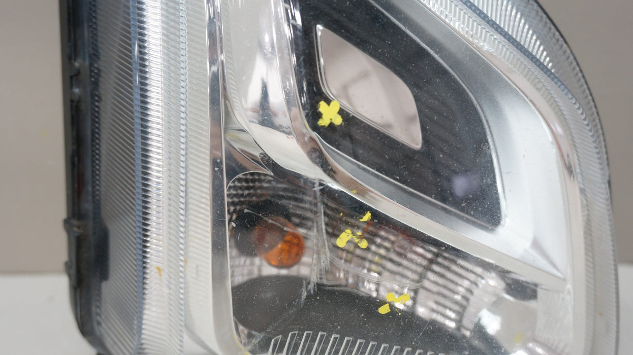 2018-2021 CHEVROLET EQUINOX FRONT RIGHT PASSENGER SIDE FOG LIGHT OEM 84226246
