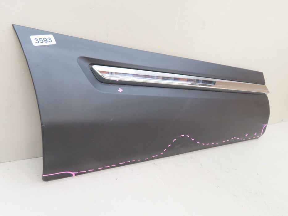 2016-2019 FORD EXPLORER FRONT RIGHT PASSENGER SIDE LOWER DOOR MOLDING OEM
