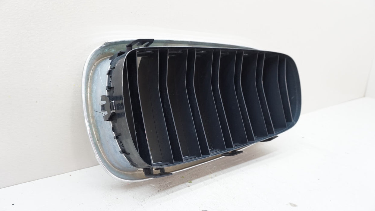 2014-2018 BMW X5 FRONT RH RIGHT GRILLE GRILL KIDNEY OEM 7316076