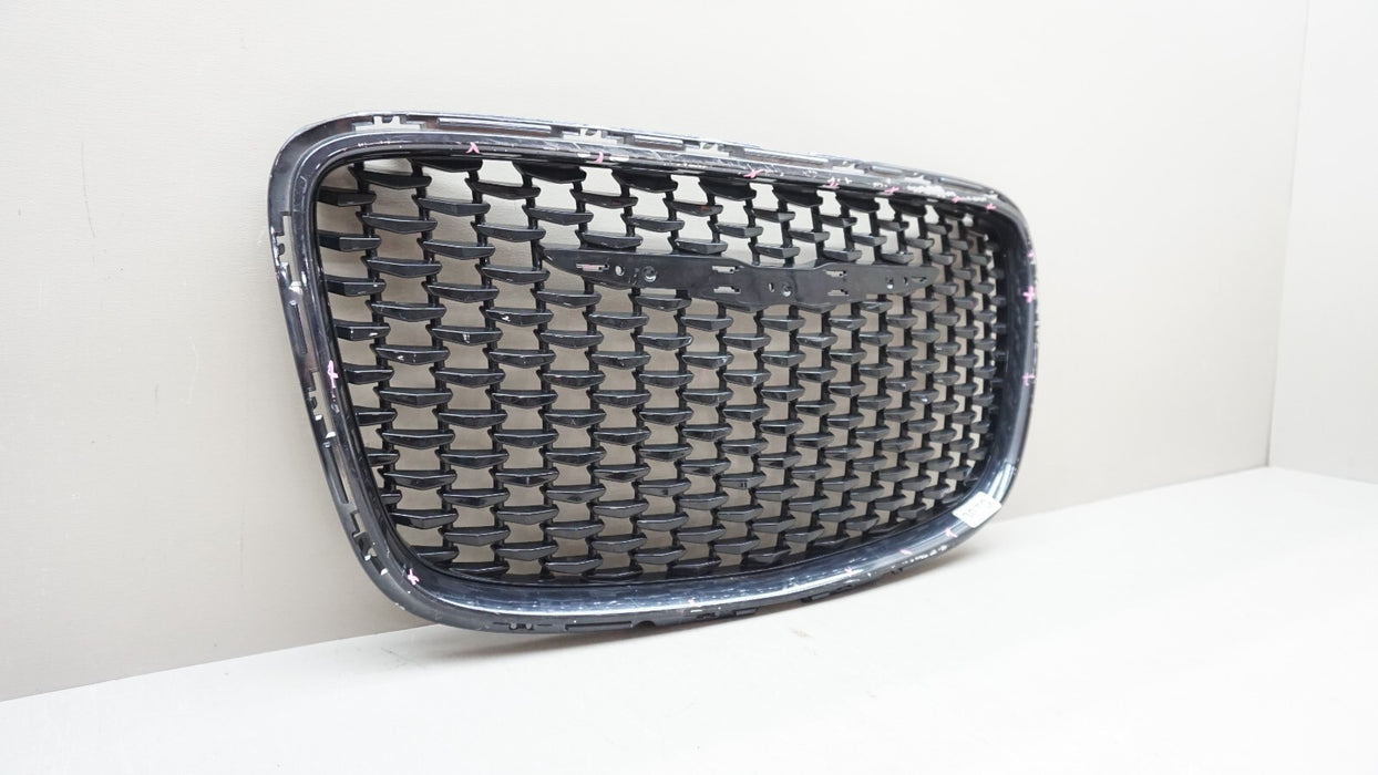 2016-2020 CHRYSLER 300 SEDAN FRONT BUMPER RADIATOR GRILLE GRILL OEM 5SW19TRMAE
