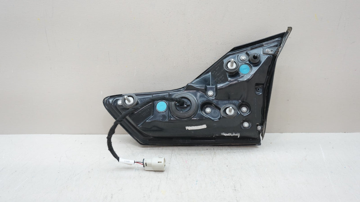 2019-2024 FORD EDGE REAR LEFT DRIVERS SIDE INNER TAIL LIGHT OEM