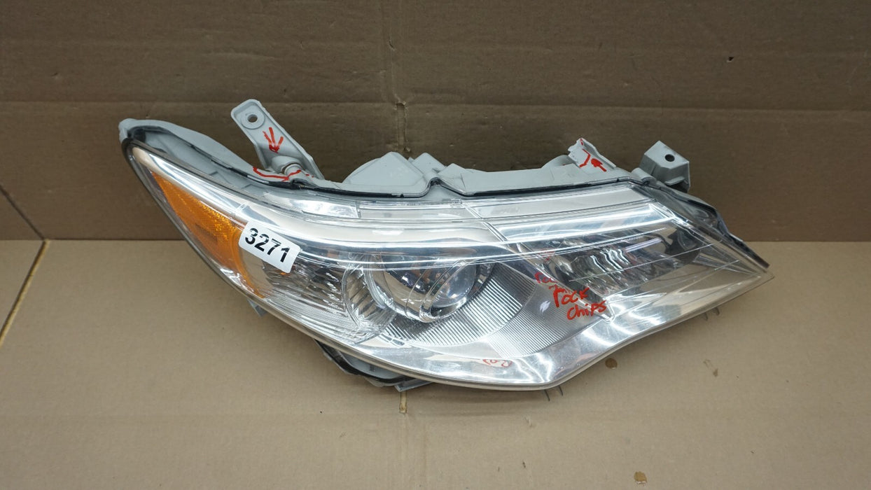 2012-2014 TOYOTA CAMRY FRONT RIGHT PASSENGER SIDE HEADLIGHT HEADLAMP HALOGEN OEM