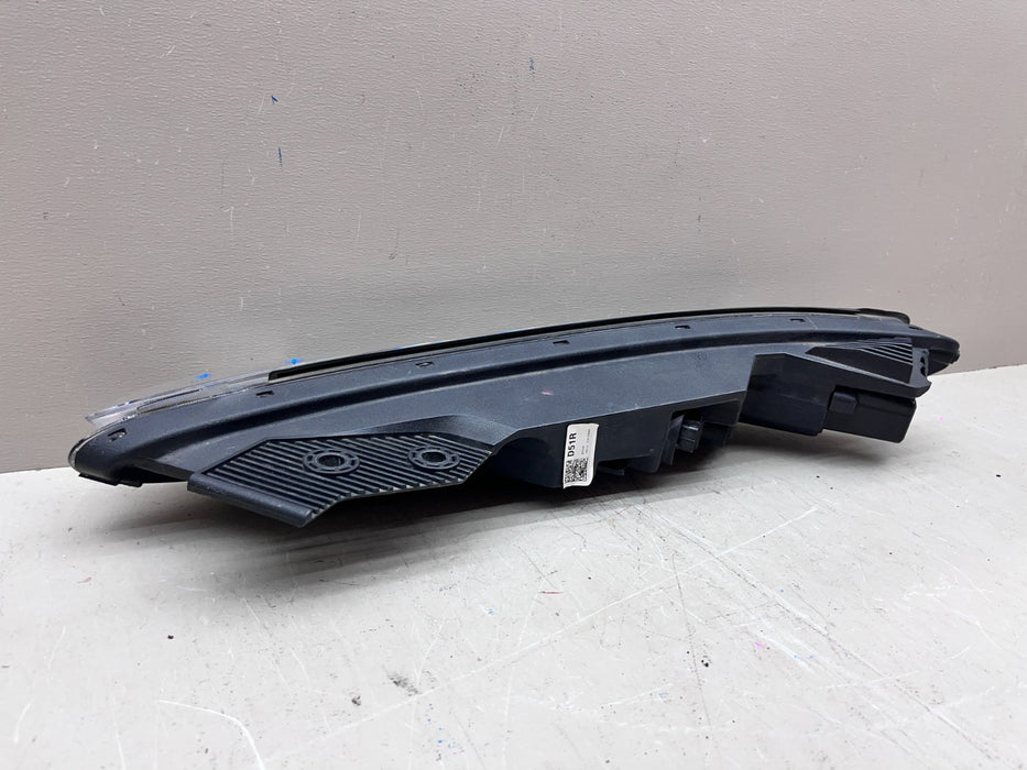 2022-2023 HYUNDAI KONA RH RIGHT LED DAYTIME RUNNING LIGHT D51R 92208 J9510 OEM