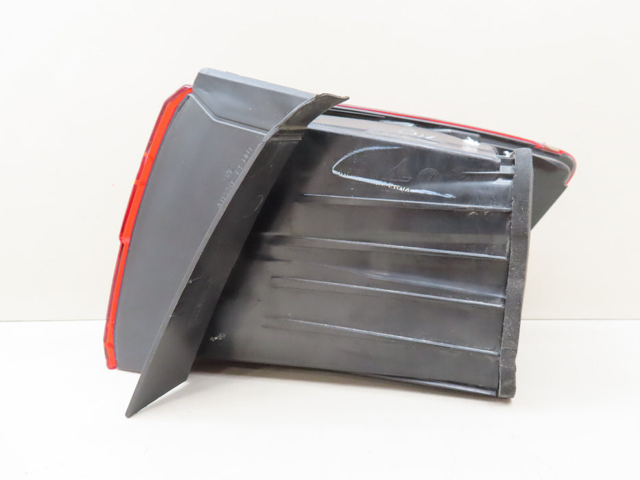 2015-2018 VOLKSWAGEN JETTA REAR LEFT DRIVER SIDE OUTER TAIL LIGHT LAMP OEM