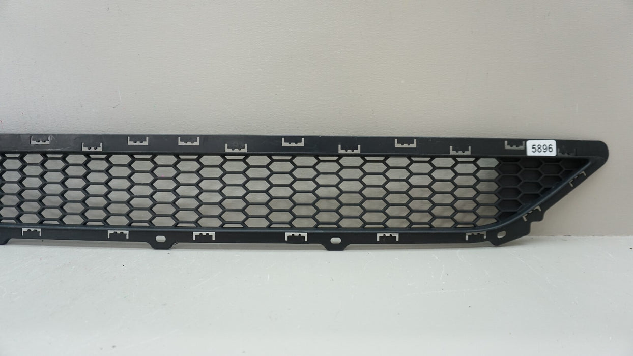 2016-2018 HYUNDAI TUCSON SUV FRONT LOWER BUMPER GRILLE GRILL OEM 86561-D3000