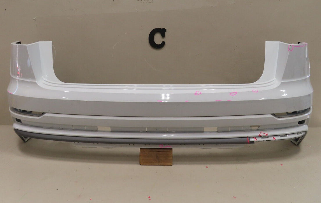 2020-2021 AUDI Q8 S-LINE PREMIUM PLUS PRESTIGE REAR BUMPER COVER OEM 4M8807511