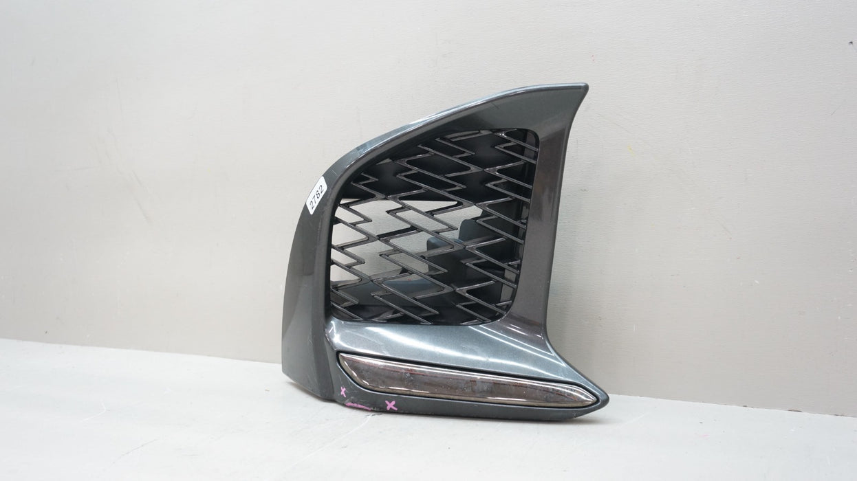 2018-2020 LEXUS LS500 FRONT RIGHT GRILLE TRIM MOLDING 53115-50070 OEM