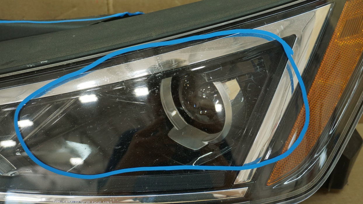 2019-2020 HYUNDAI ELANTRA FRONT LEFT DRIVER SIDE HEADLIGHT HALOGEN OEM 19 20