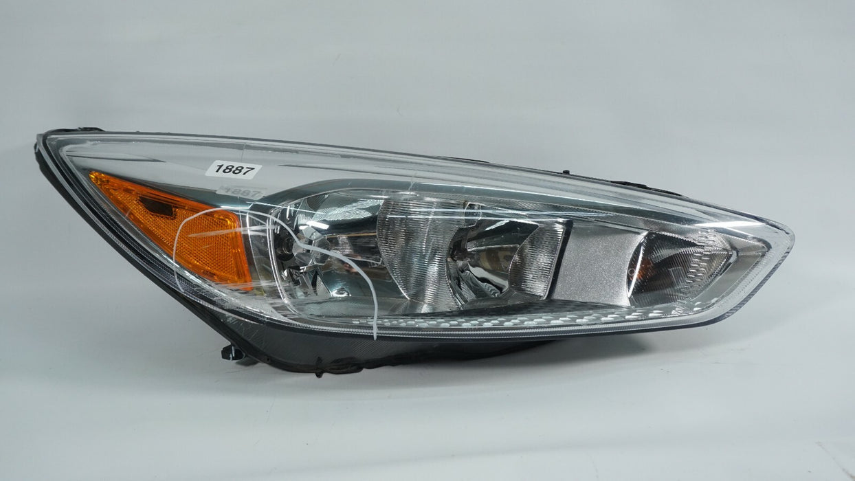 2015-2018 FORD FOCUS FRONT RIGHT PASSENGER SIDE HEADLIGHT HALOGEN LAMP OEM