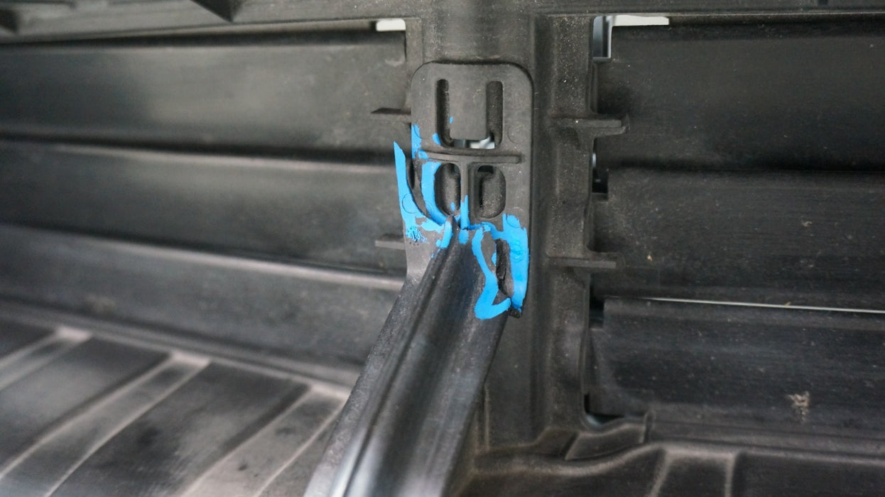 2018-2023 FORD MUSTANG RADIATOR SUPPORT GRILLE GRILL AIR SHUTTER JR3B-8472AB OEM