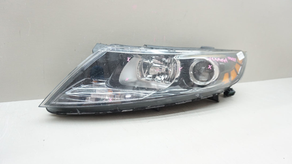 2011-2013 KIA OPTIMA FRONT LEFT DRIVERS SIDE HEADLIGHT HALOGEN OEM  11 12 13