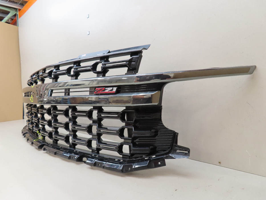 2021 2022 2023 CHEVROLET TAHOE/SUBURBAN Z71 FRONT RADIATOR GRILLE GRILL OEM