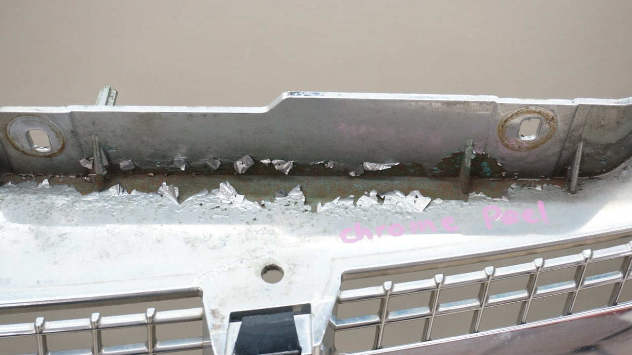 2007-2014 CADILLAC ESCALADE FRONT BUMPER RADIATOR GRILLE OEM