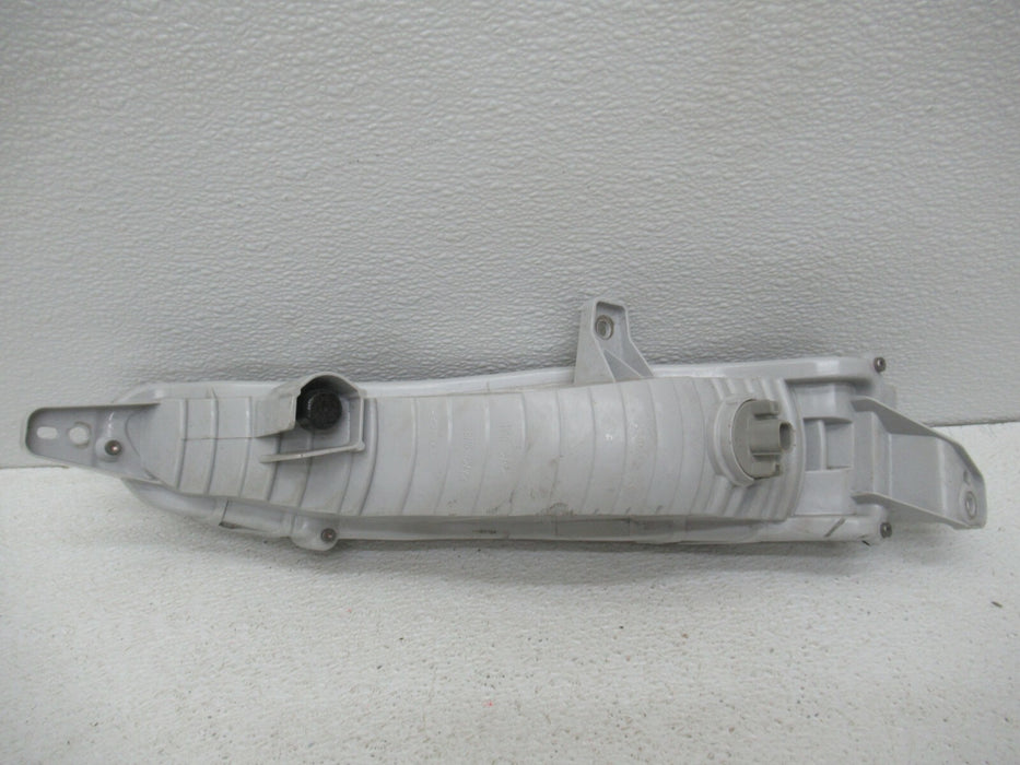 2016-2018 HONDA PILOT FRONT RIGHT PASSENGER SIDE TURN SIGNAL LIGHT LAMP OEM