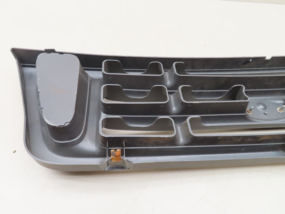 97-07 Ford Econoline E150-E350 Grille Grill Front P/N 6C24-8200-DAW