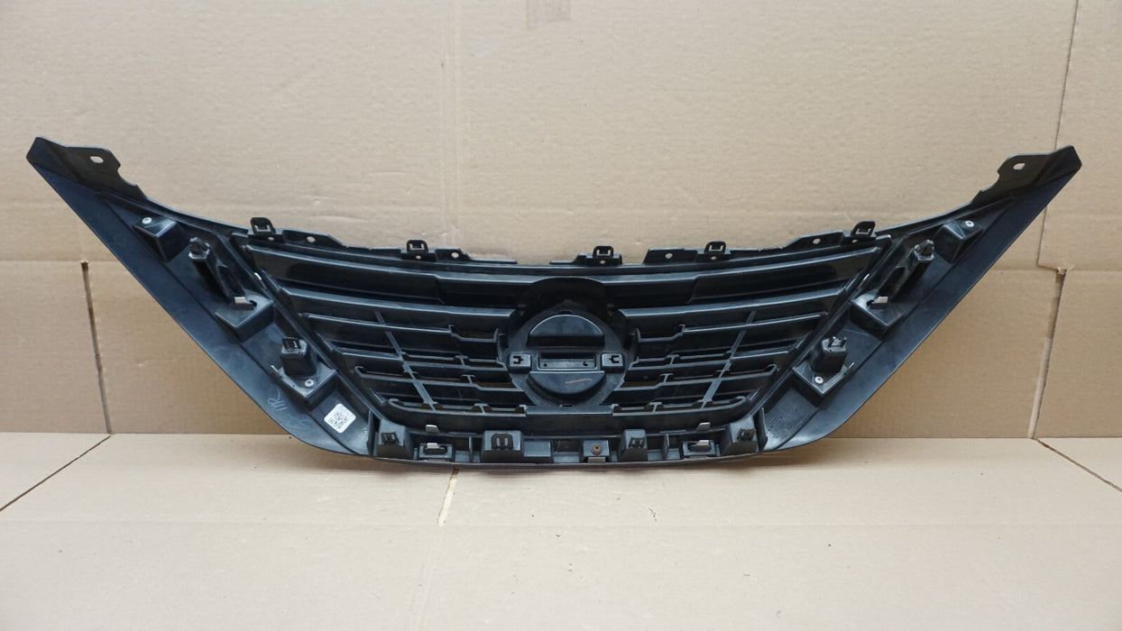 2016-2018 NISSAN ALTIMA FRONT BUMPER RADIATOR GRILLE GRILL W/ CHROME MOLDING OEM