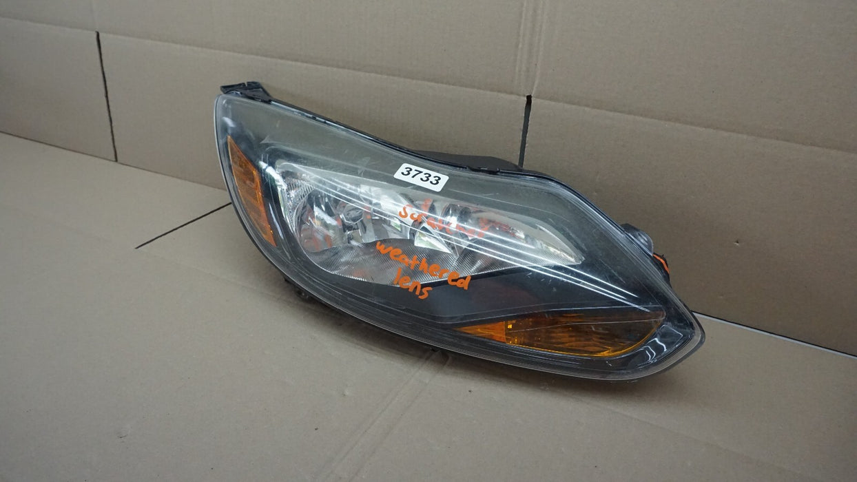 2012-2014 FORD FOCUS FRONT RIGHT PASSENGERS SIDE HEADLIGHT OEM 12 13 14