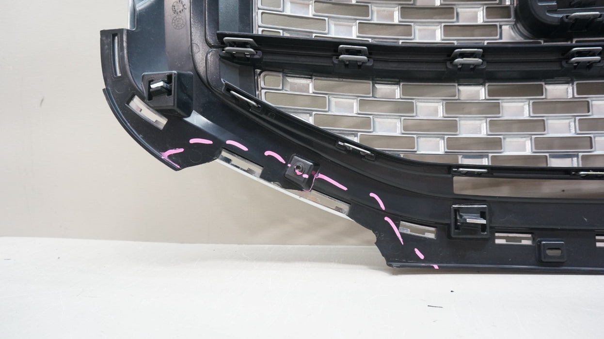 2017-2019 GMC GM ACADIA DENALI CHROME FRONT GRILLE OEM 84378394