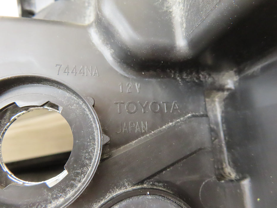 2020-2022 TOYOTA COROLLA FRONT RIGHT PASSENGER SIDE HEADLIGHT LED OEM