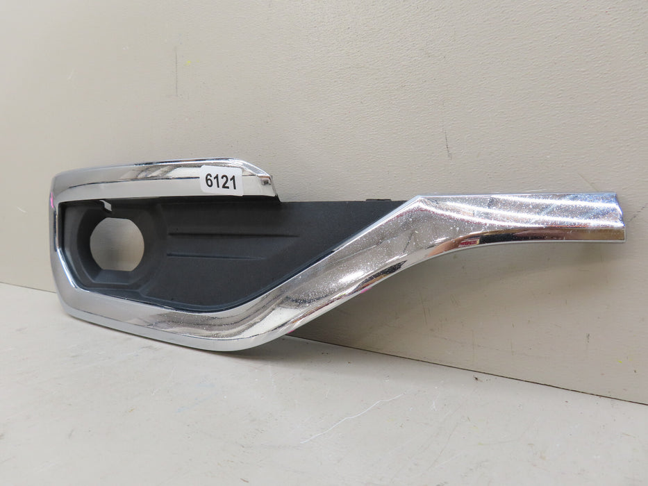 2017-2019 GMC ACADIA FRONT RIGHT PASSENGER SIDE FOG LIGHT COVER BEZEL OEM