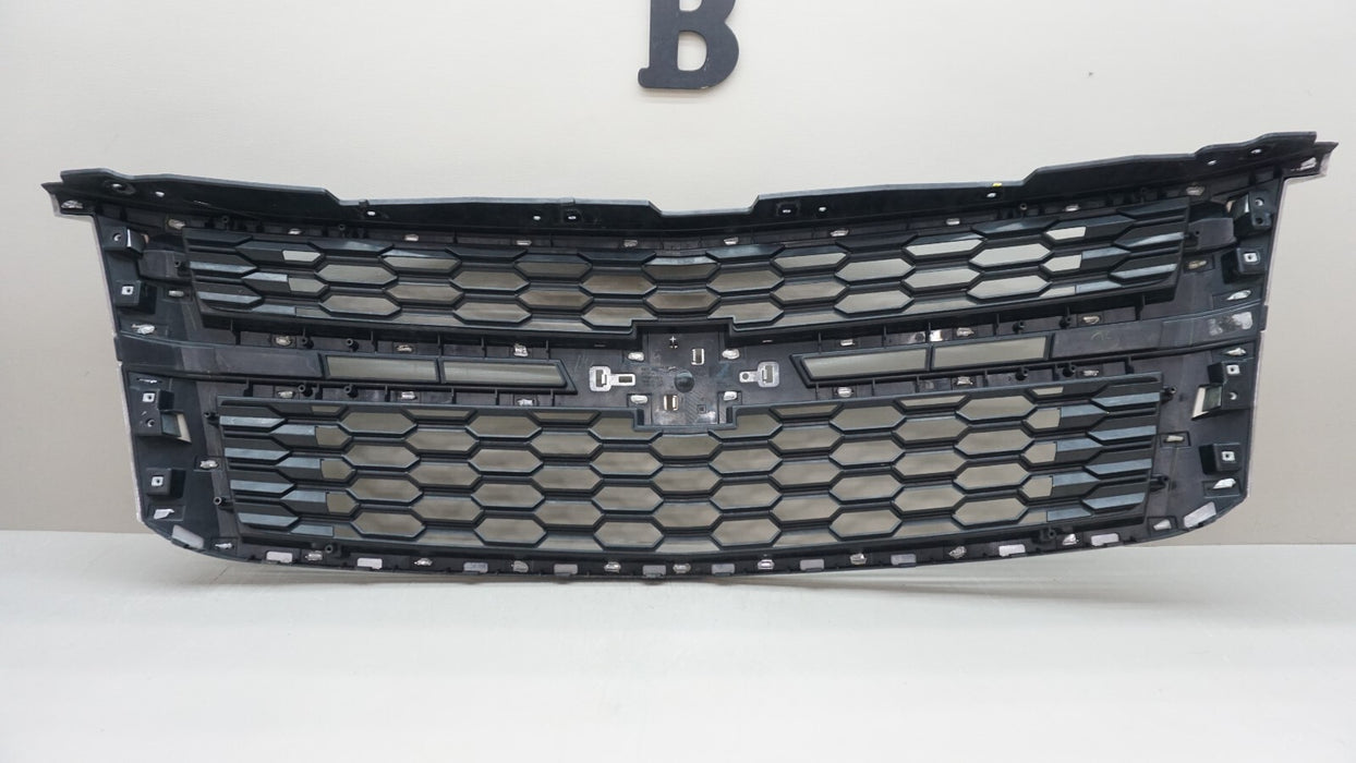 2015-2020 CHEVROLET TAHOE SUBURBAN FRONT RADIATOR GRILLE GRILL 23440914 OEM