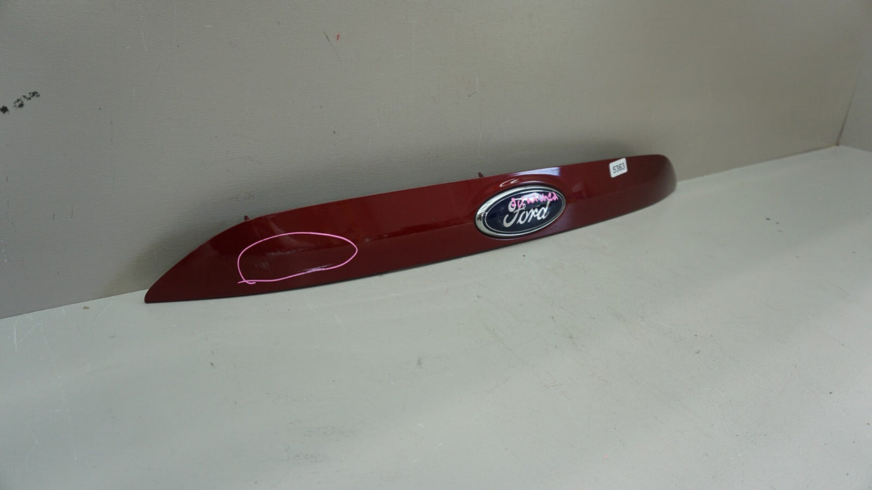 2013-2016 FORD ESCAPE REAR TAILGATE LICENSE MOLDING W/ EMBLEM OEM CJ54-S43404