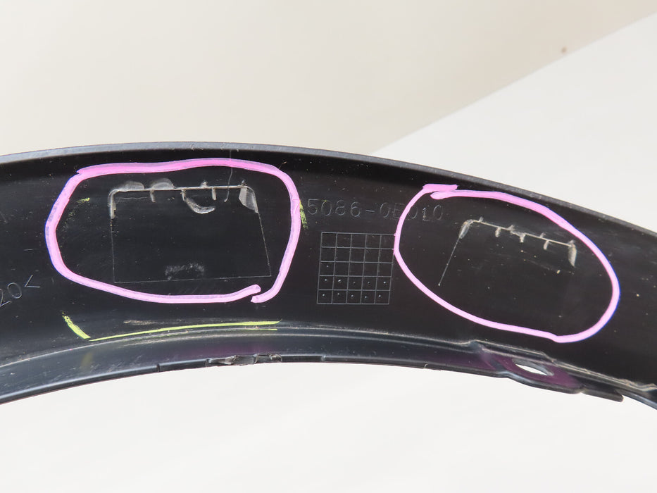 2014 2019 TOYOTA HIGHLANDER FRONT LEFT SIDE WHEEL ARCH FENDER FLARE OEM