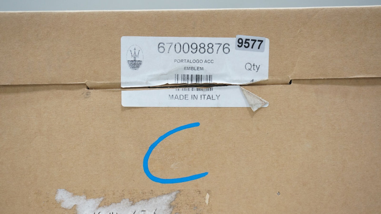 2018-2024 MASERATI GHIBLI FRONT GRILLE EMBLEM HOLDER MOLDING OEM 670098876