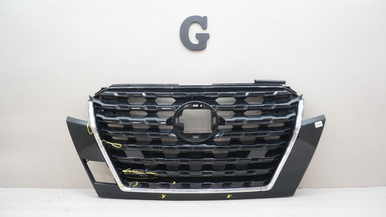 2021-2023 NISSAN KICKS FRONT BUMPER RADIATOR GRILLE OEM 623109VC0