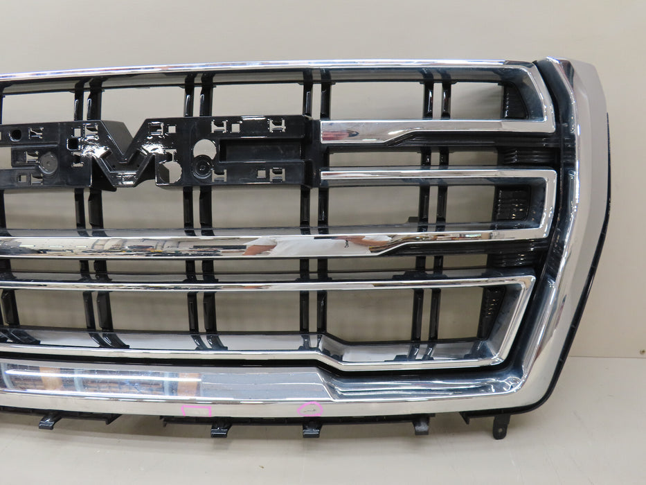 2021-2023 GMC YUKON/YUKON XL SLT FRONT  GRILLE GRILL CHROME PANEL OEM 84835787
