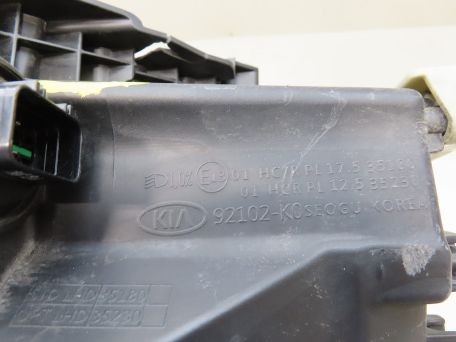 2020-2022 KIA SOUL FRONT RIGHT PASSENGER HEADLIGHT HALOGEN OEM 92102-K0