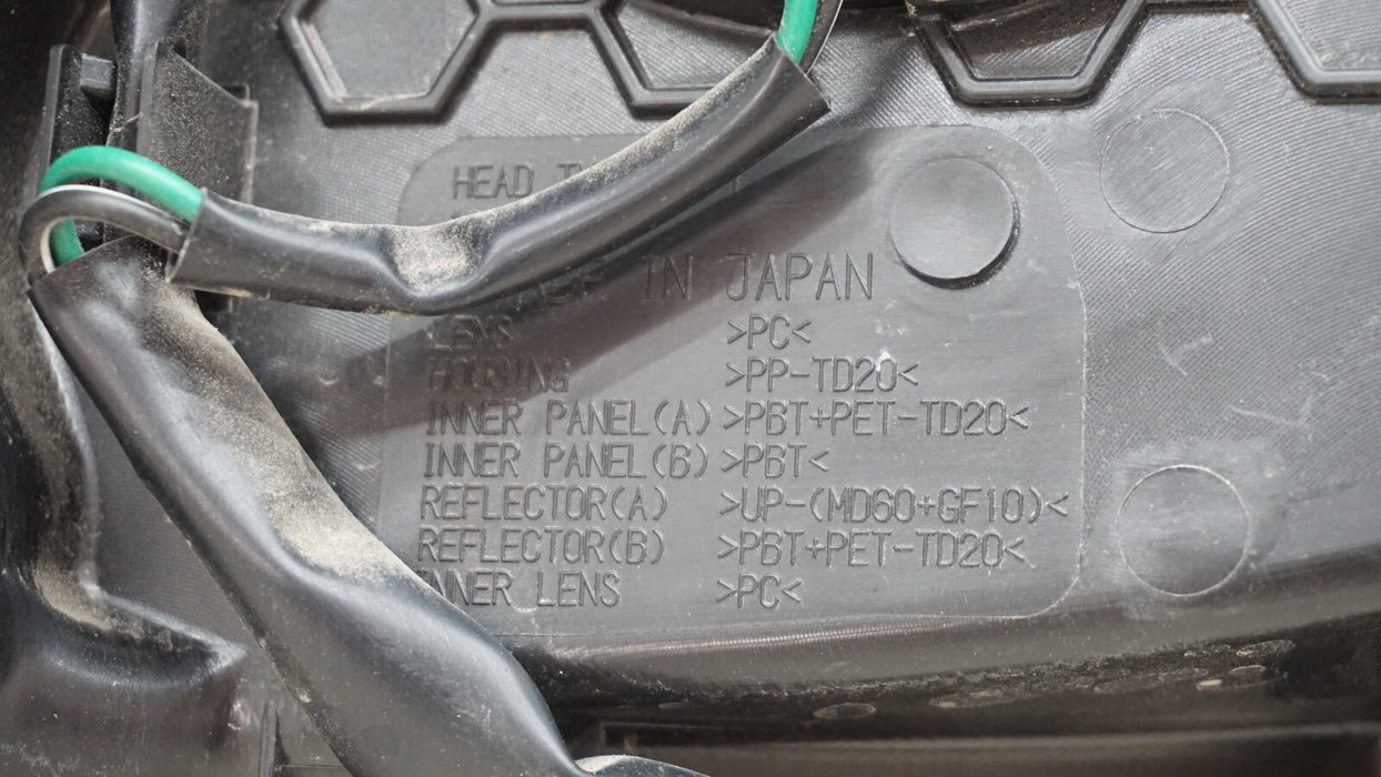 2018-2023 SUBARU CROSSTREK FRONT LH LEFT DRIVER SIDE HALOGEN HEADLIGHT OEM
