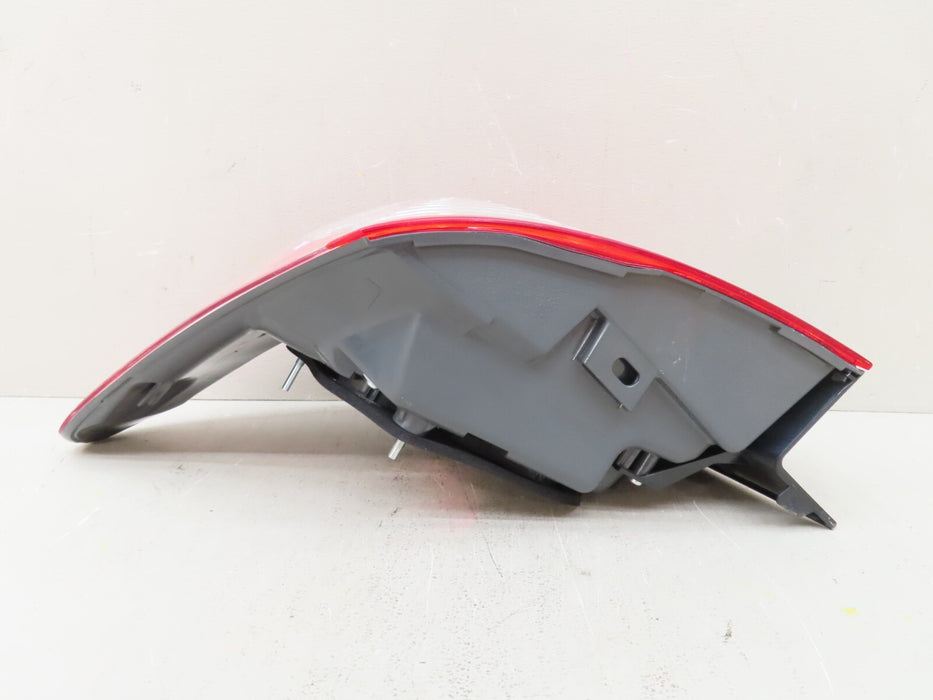 2010-2012 LEXUS ES350 REAR LEFT DRIVER SIDE TAIL LIGHT LAMP HALOGEN OEM