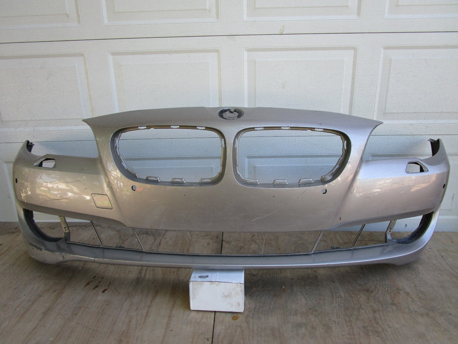 11 12 13 BMW 5 SERIES 528I 535I FRONT BUMPER COVER OEM