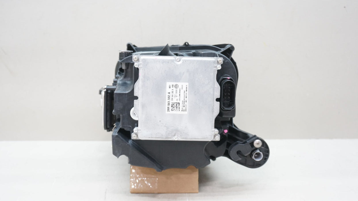 2020-2024 BENTLEY CONTINENTAL GT FLYING SPUR FRONT RIGHT LED HEADLIGHT OEM