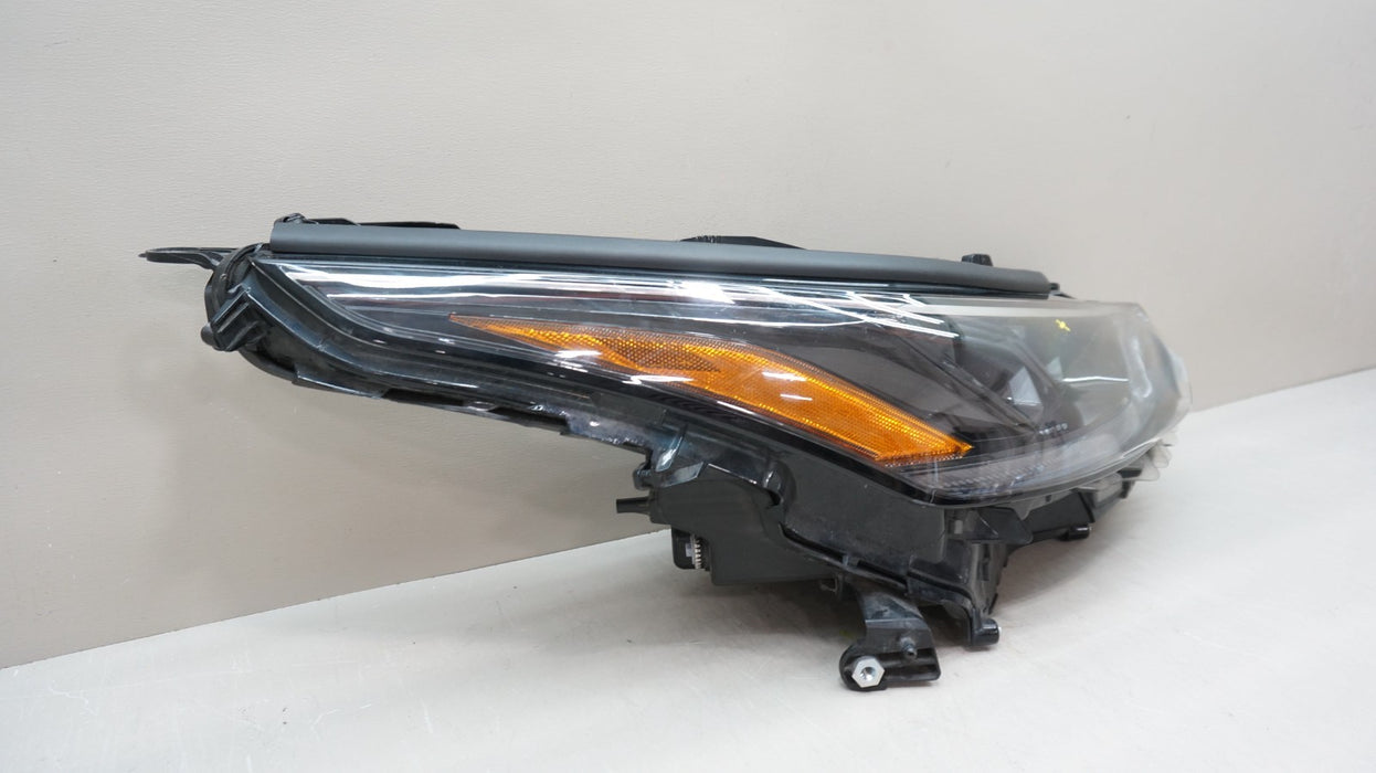 2020-2023 TOYOTA HIGHLANDER FRONT RIGHT PASSENGER SIDE LED HEADLIGHT OEM