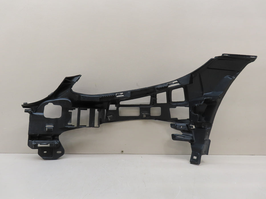 MERCEDES-BENZ C-CLASS FRONT BUMPER BRACKET OEM