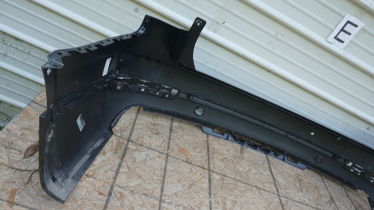2017-2019 BENTLEY BENTAYGA REAR BUMPER COVER OEM 36A807301QBS1 17 18 19