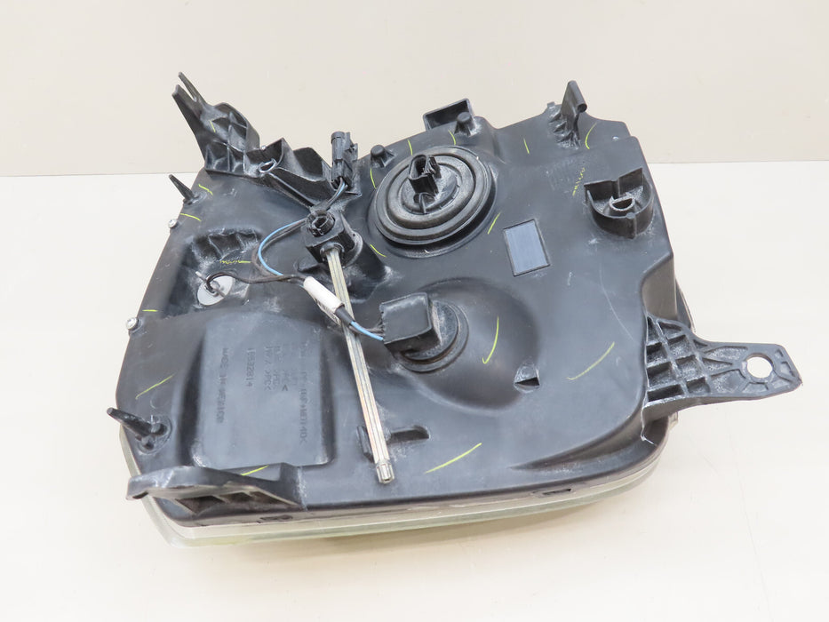 2007-2012 GMC YUKON FRONT RIGHT PASSENGER HEADLIGHT OEM