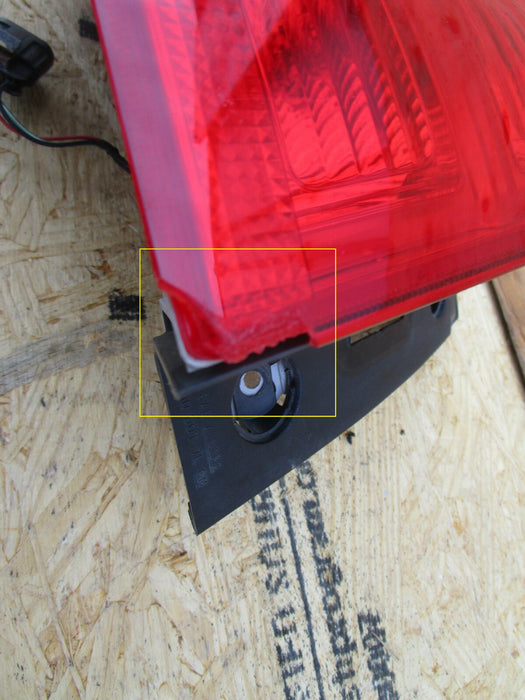 10 11 12 13 14 15 16 17 GMC TERRAIN LEFT REAR TAIL LIGHT TAIL LAMP OEM